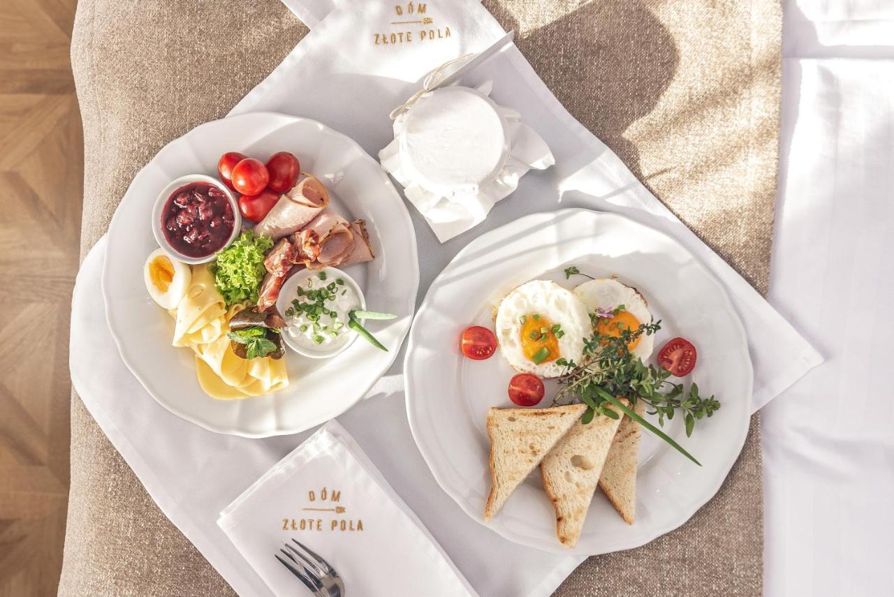 Dom Zlote Pola Bed & Breakfast Gdansk Exterior photo