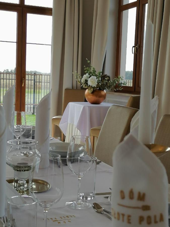 Dom Zlote Pola Bed & Breakfast Gdansk Exterior photo